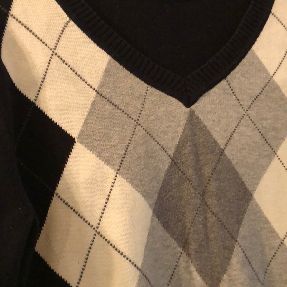 Preppy Sweater - Picture 2 of 4